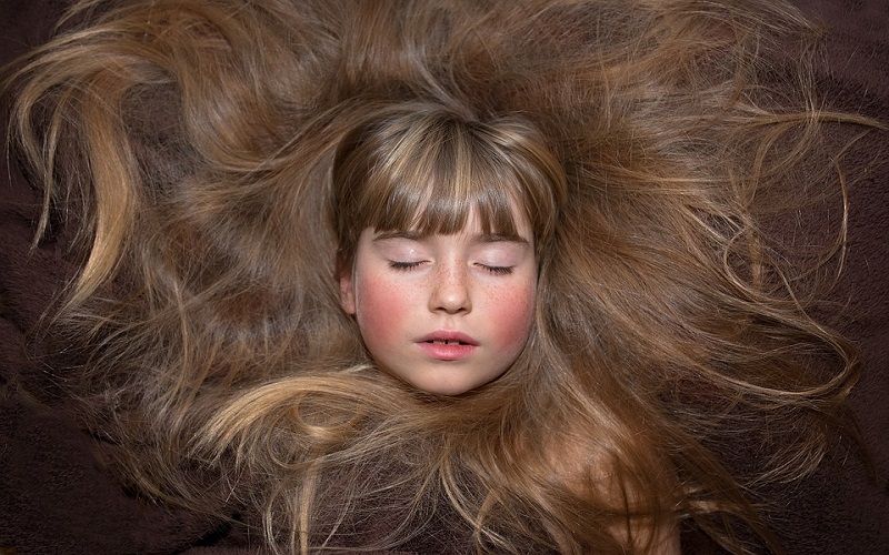 Tips to Avoid Hair Fall this Rainy Season