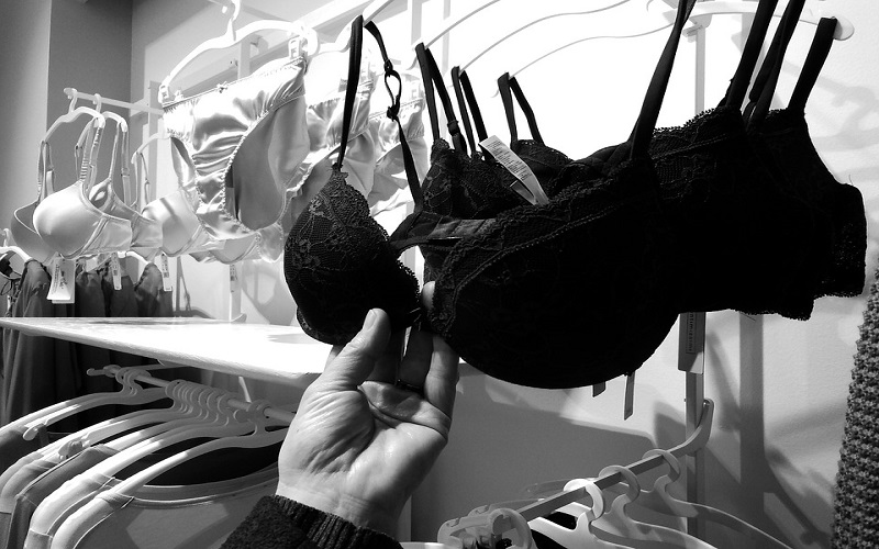 Bra Hacks for Woman with Small Breasts